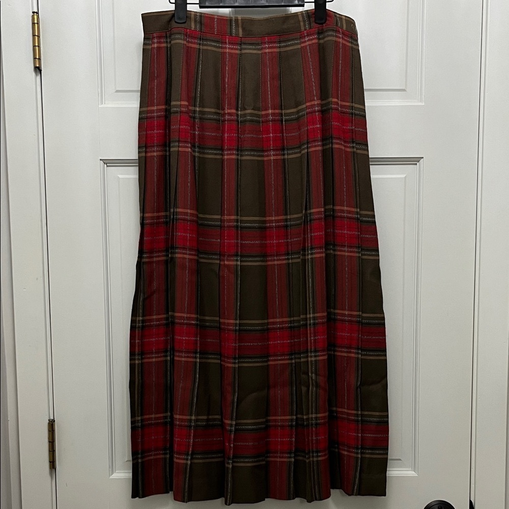 Vintage Significance Pleated Red and Brown Plaid Maxi Skirt - Size 16